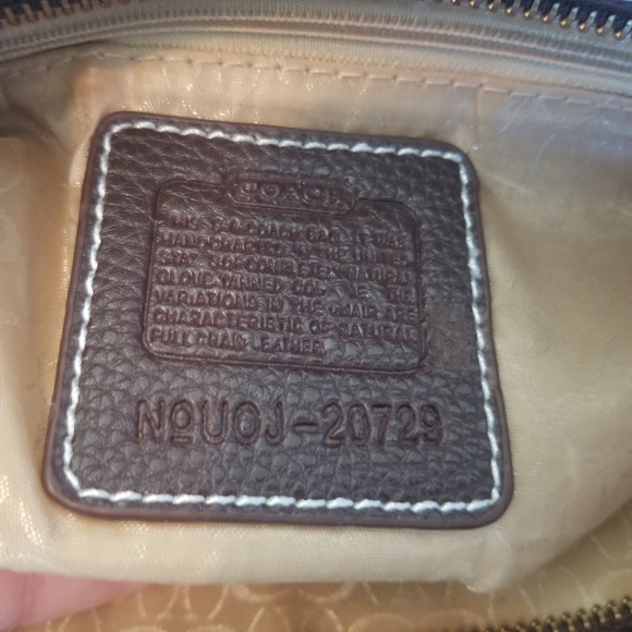 Brown Coach Classic Minibag - Picture 5 of 10